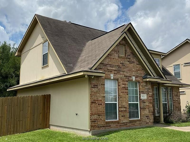 1st image of 501 Camp Ct