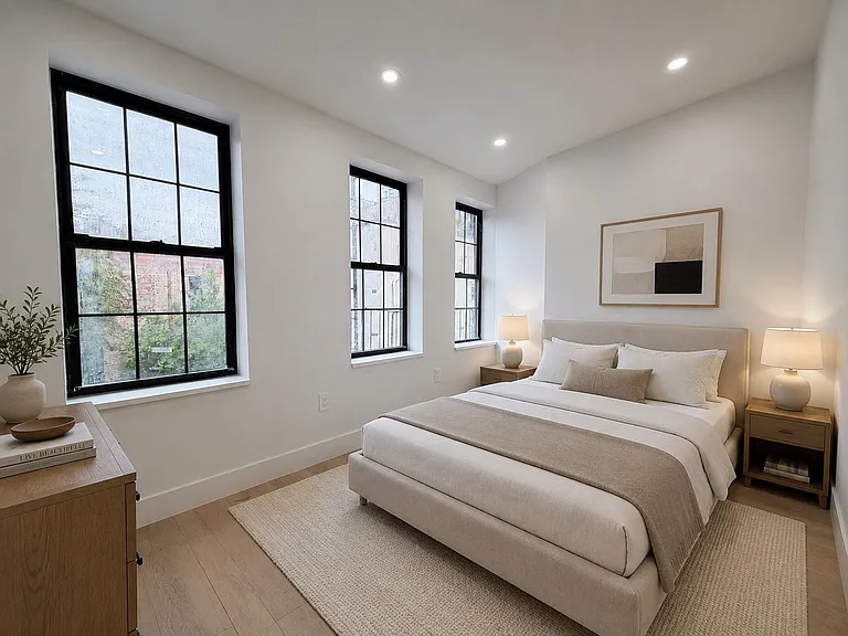 197 Meserole St #3L — Photo 3