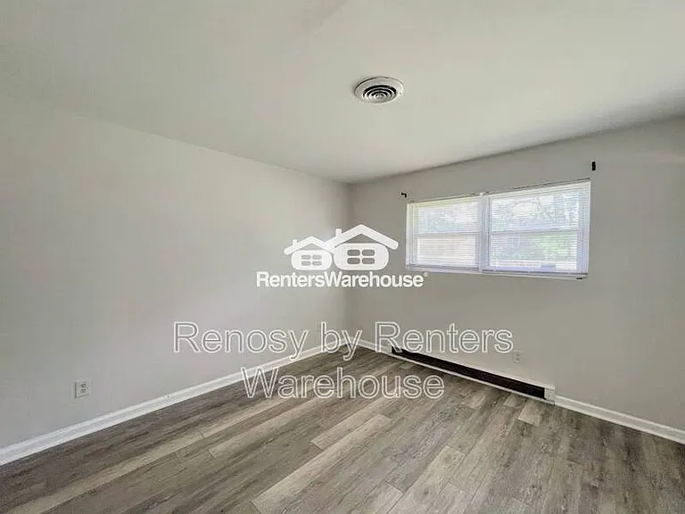 2912 Doris Ave — Photo 12