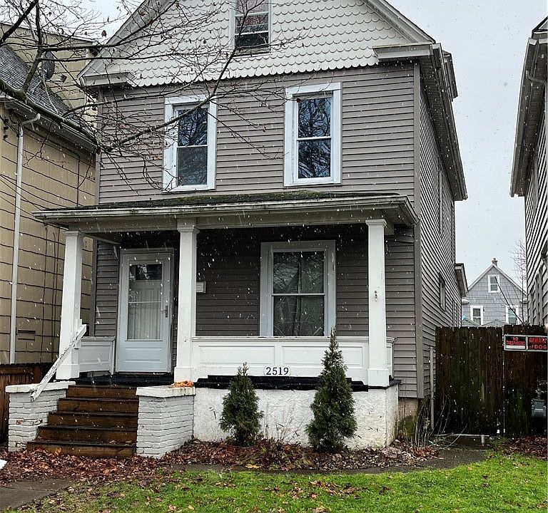 1st image of 2519 Falls St