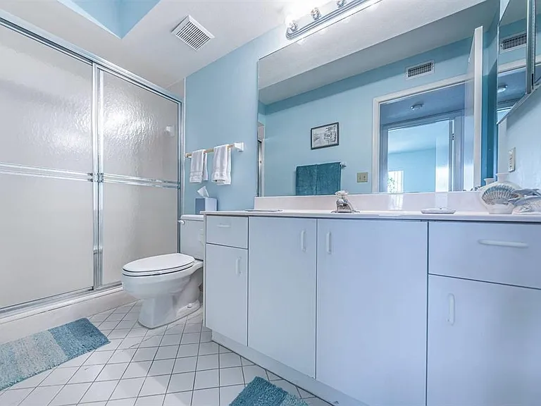 6001 Bahia Del Mar Cir #527 — Photo 17
