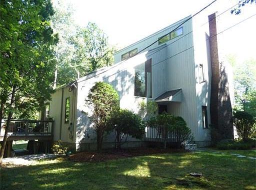 2nd image of 9 Fay Memorial Dr