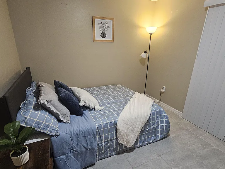 Van Allen Cir — Photo 2