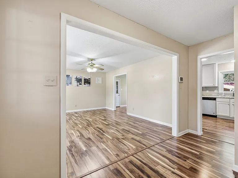 5914 Ormskirk Dr — Photo 12