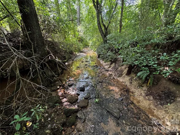 8485 Huffman Ave, Connelly Springs, NC 28612