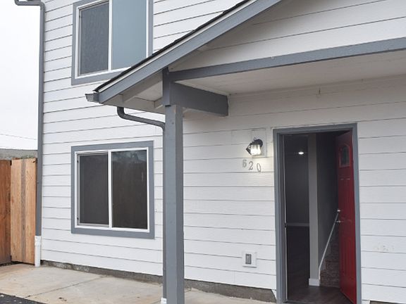 2nd image of 618-620 Jury Ln #618