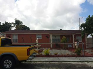 4692 NW 180th St, Miami Gardens, FL 33055