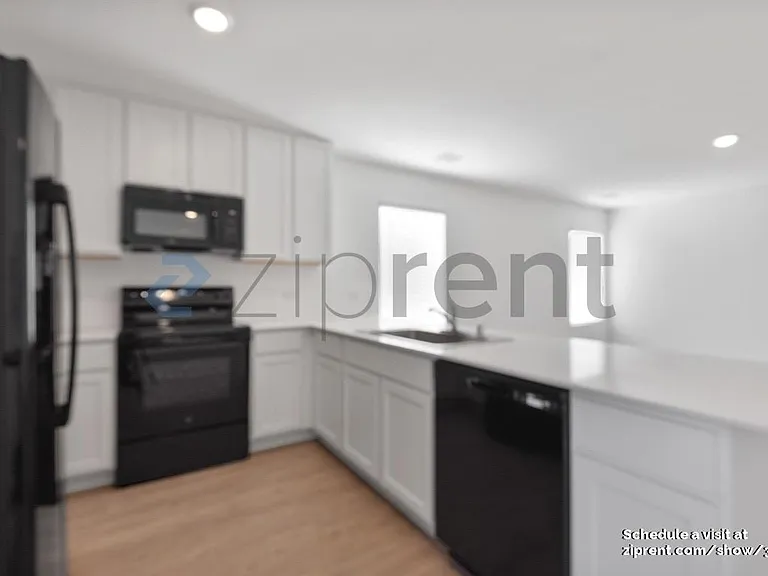6739 Fairview Ave — Photo 8