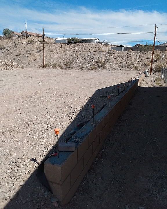 2nd image of 2432 Merrill Ave