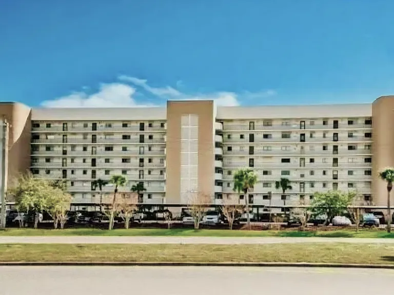 250 S Sykes Creek Pkwy #607 — Photo 30