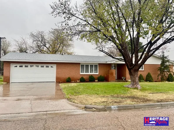 1005 Melanie Ln, Garden City, KS 67846