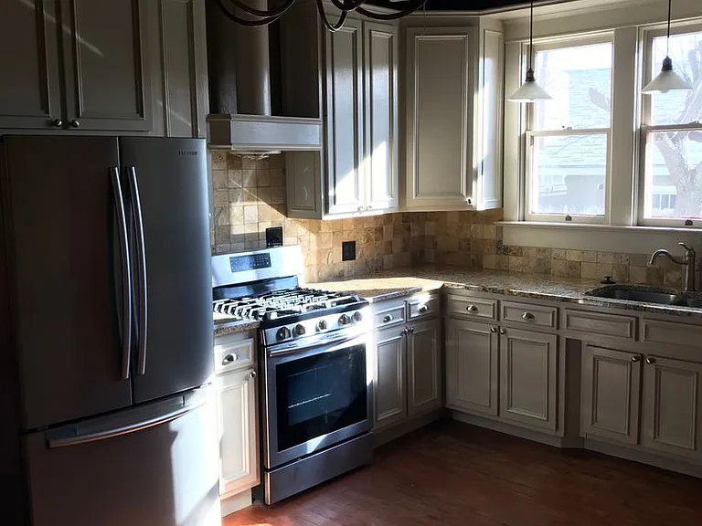 625 Walter St SE — Photo 17