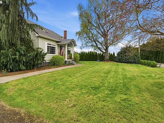4th image of 8235 72nd Ave NE