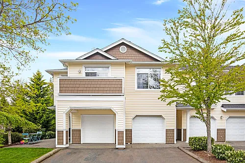 1855 Trossachs Blvd SE Photo 1
