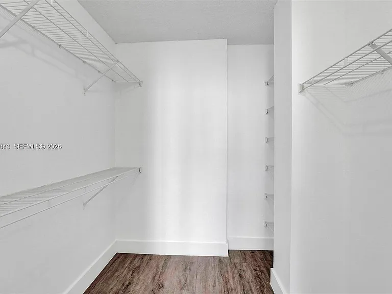 126 SW 17th Rd #601 — Photo 11