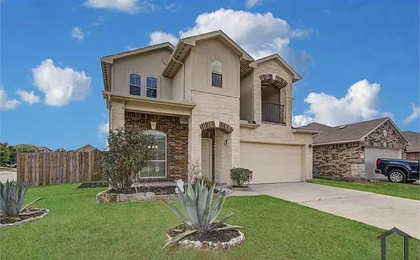 3 bed, 2404 sqft, $2,100 — Photo 4