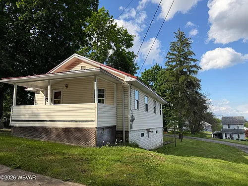 114 W Houston Ave Photo 1