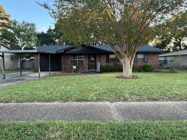 163 Marcia Dr, Mary Esther, FL 32569