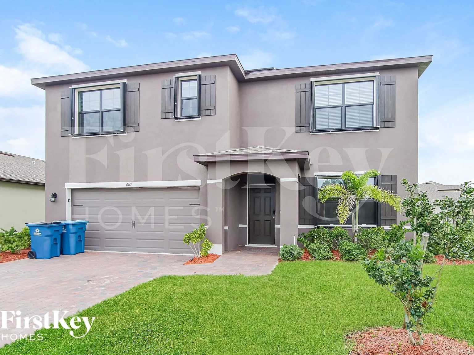 5 bed, 3.0 bath, 2674 sqft, $2,940 — Photo 2