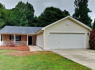 564 Pin Oak Dr, Bethlehem, GA 30620