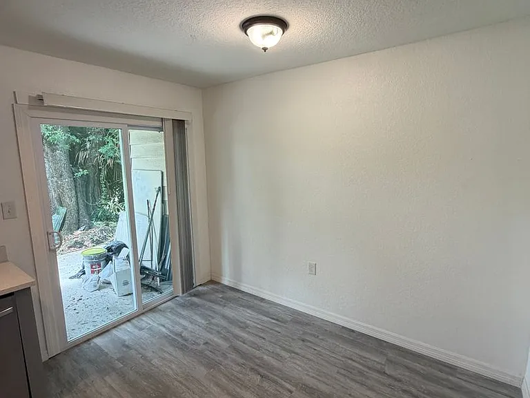 3924 Crayrich Cir #C-5 — Photo 5