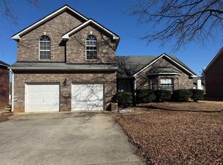 137 Bellington Dr, McDonough, GA 30253