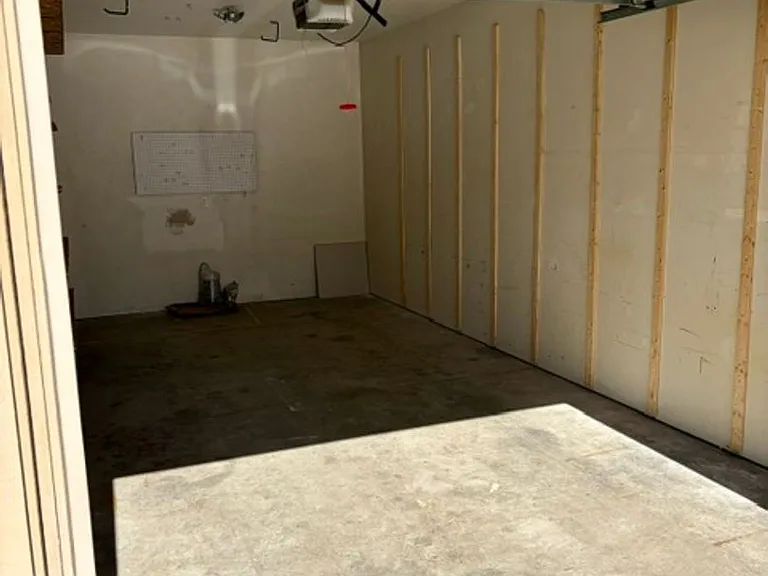611 N 15th Ave — Photo 28