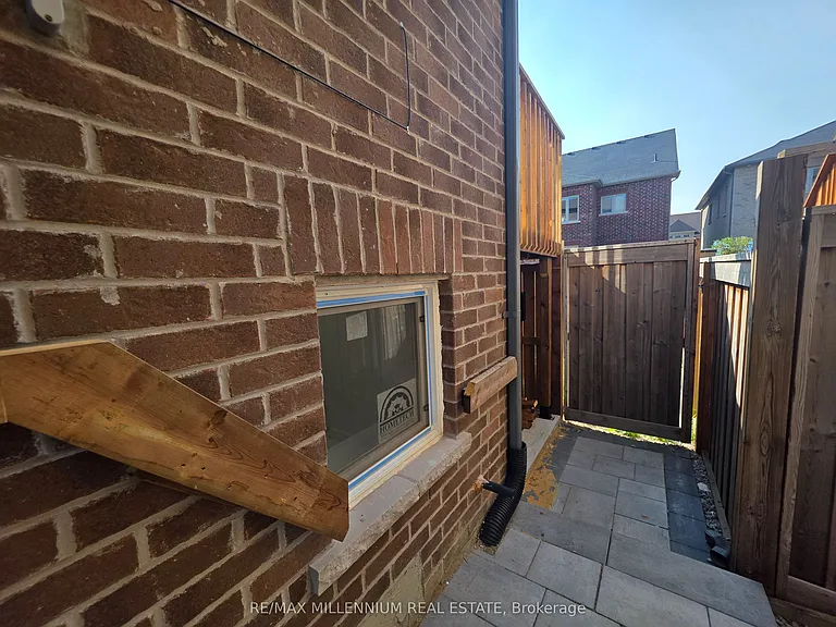 253 Easts Corners Blvd #LOWER LEVEL — Photo 3