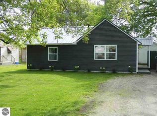 1250 E Weidman Rd, Rosebush, MI 48878