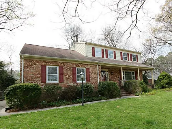 978 Lacon Dr, Newport News, VA 23608