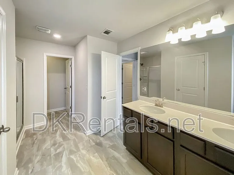 213 Auburn Station Dr — Photo 21