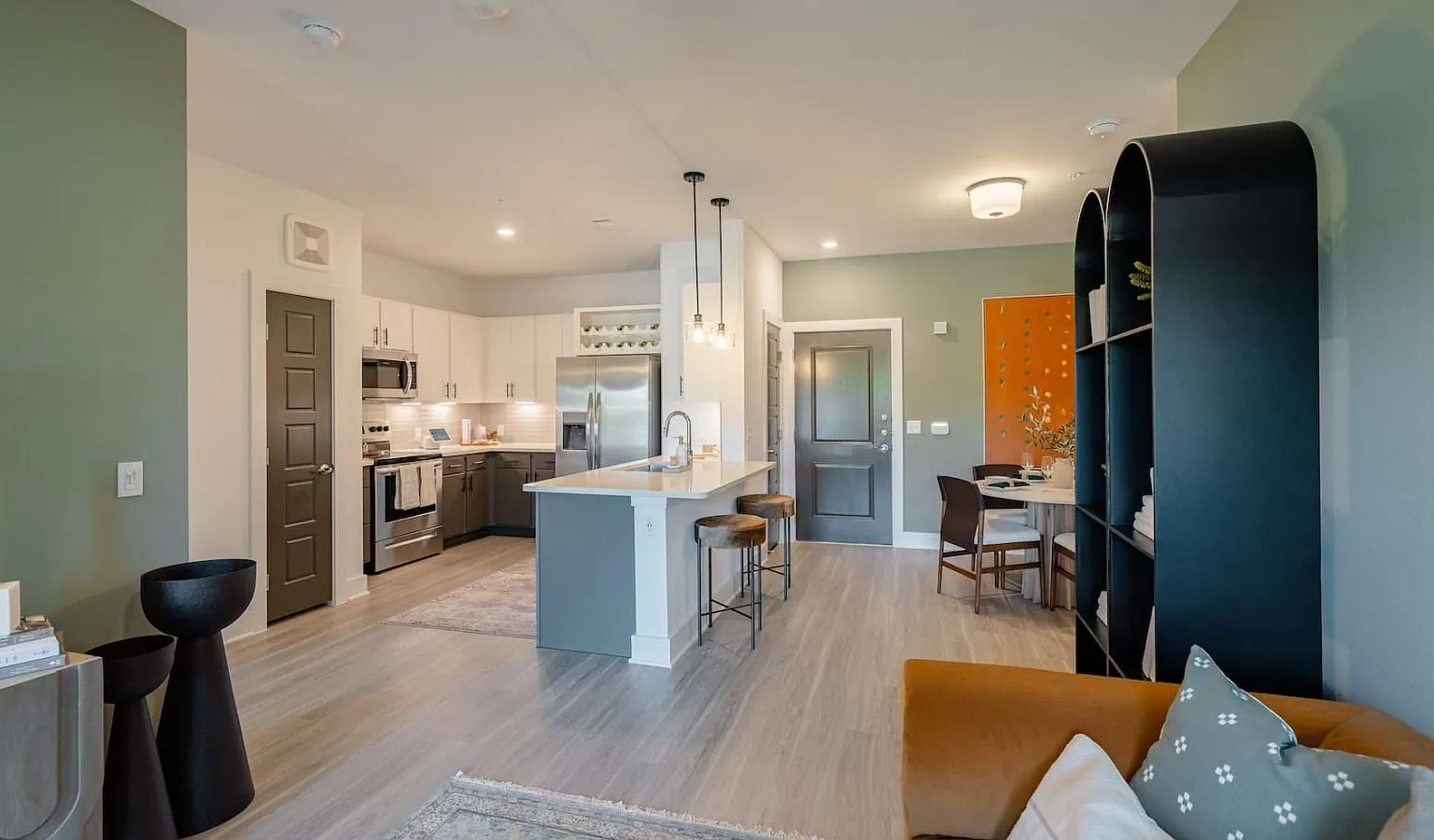 Brea Frisco — Photo 2