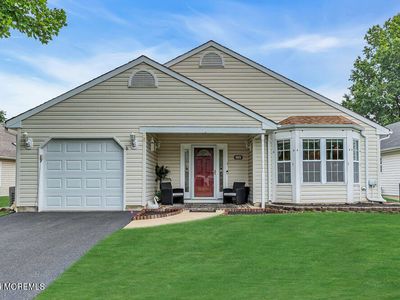 18 Mayapple Drive, Brick, NJ, 08724