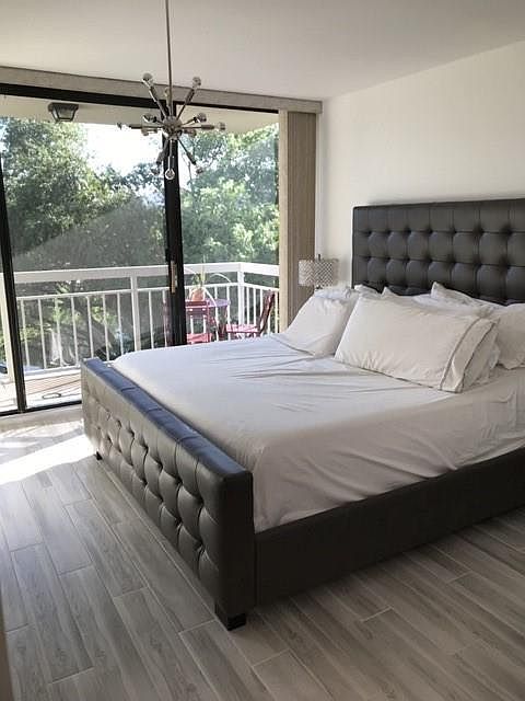 2nd image of 6193 Balboa Cir