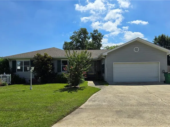 100 Pecan St, Hahnville, LA 70057