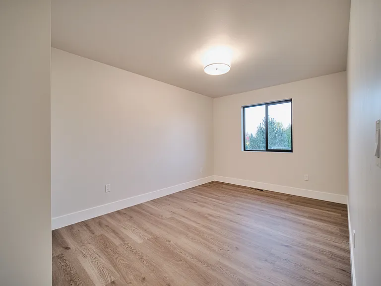 784 W Redwood Ct — Photo 25