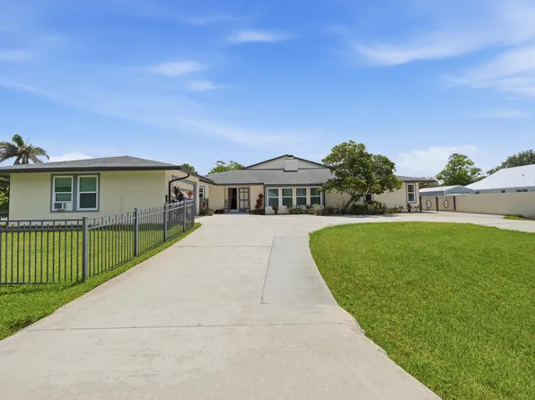 4599 SE Halston Court, Stuart, FL 34997