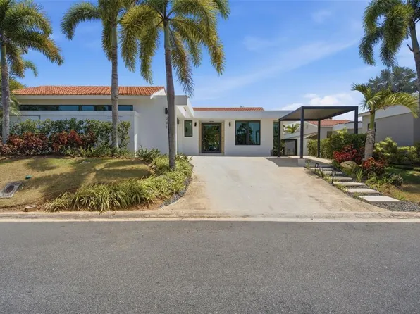 241 CAMINO DEL JAGUEY, DORADO, PR 00646
