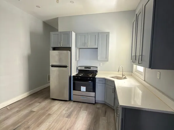 468 Ferry St #1, Newark, NJ 07105