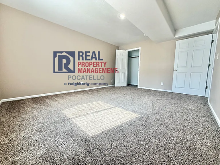 13355 N Dekay Rd — Photo 15