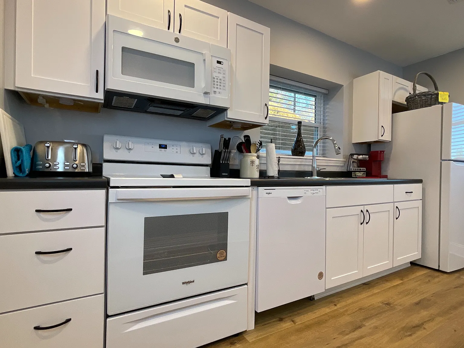 2 bed, $2,500 — Photo 3