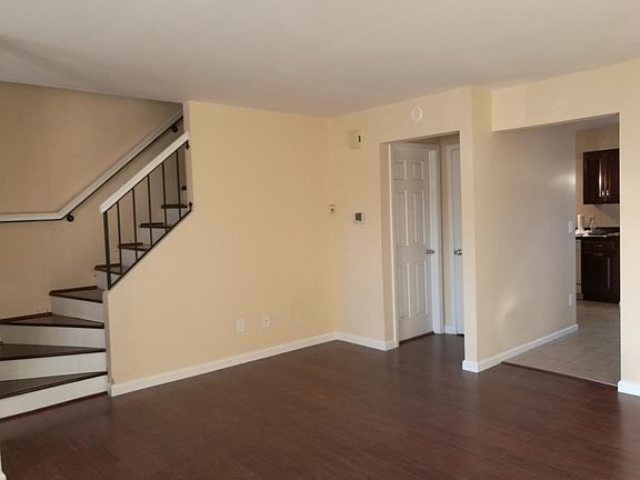 3rd image of 2306 Driftwood Pl
