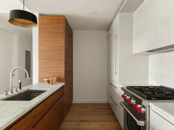 280 Saint Marks Avenue image 3 of 15