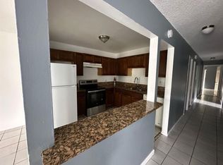 5860 NW 20th St, Lauderhill, FL 33313