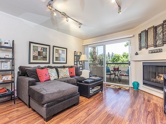 3rd image of 5545 Canoga Ave APT 115