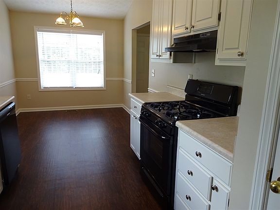 4th image of 234 Kylman Ct