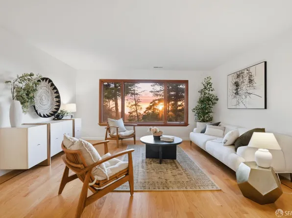 8440 Skyline Blvd, Oakland, CA 94611