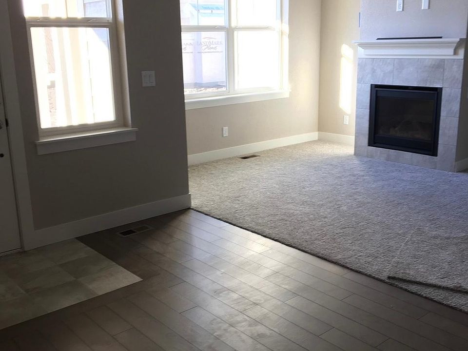 Front entry/fireplace
