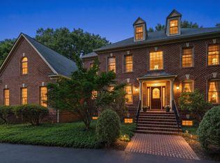 11640 Piney Spring Rd, Potomac, MD 20854
