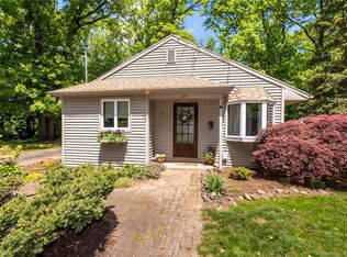 124 Mountain View Rd, Southington, CT 06489